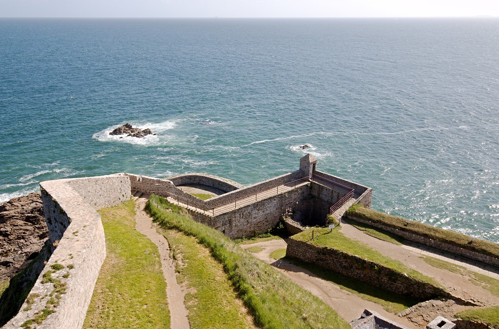fort la latte Roche Goyon kasteel chateau hdr france frankrijk bretagne cap frehel cote d'emeraude smaragdkust